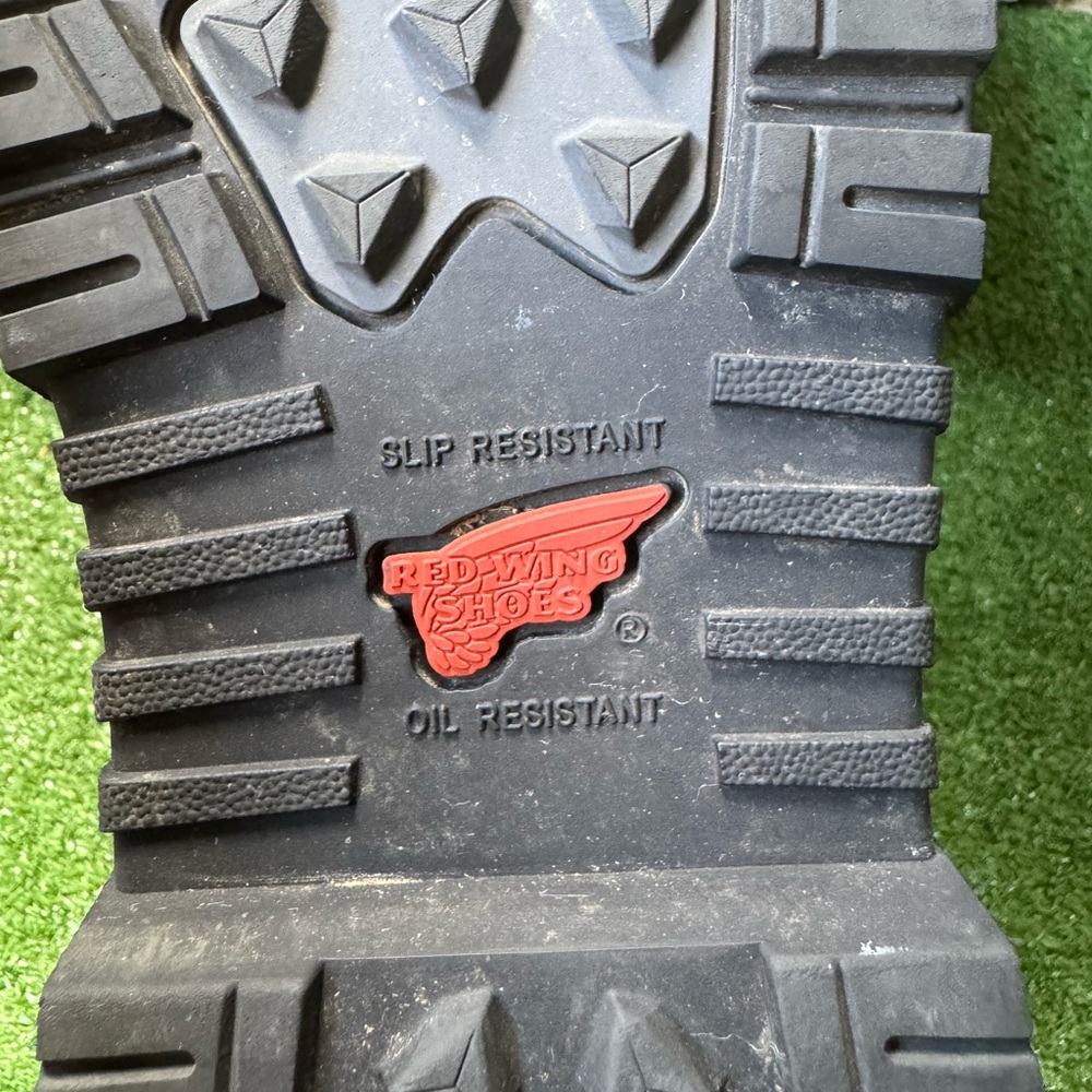 Red Wing Shoes Black and Red Men's Boots - Picture 10 of 12